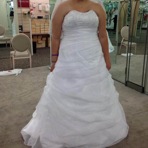 David's Bridal White Wedding Dress Size 16 - Picture 1 of 5